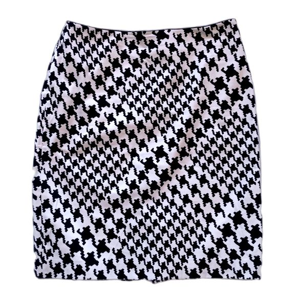 WHBM Houndstooth Variegated Graphic Pencil Skirt Black White 4 6 Small - Picture 3 of 10